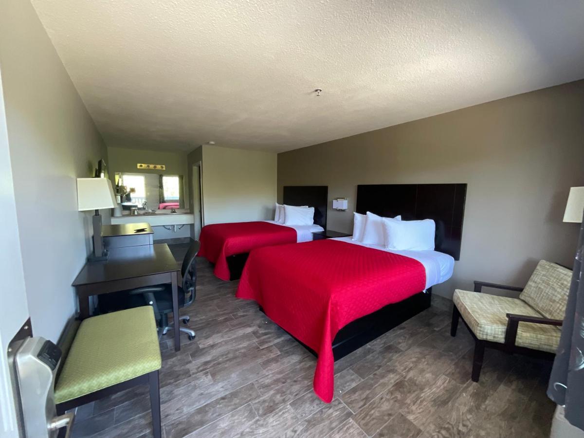 Queen Room