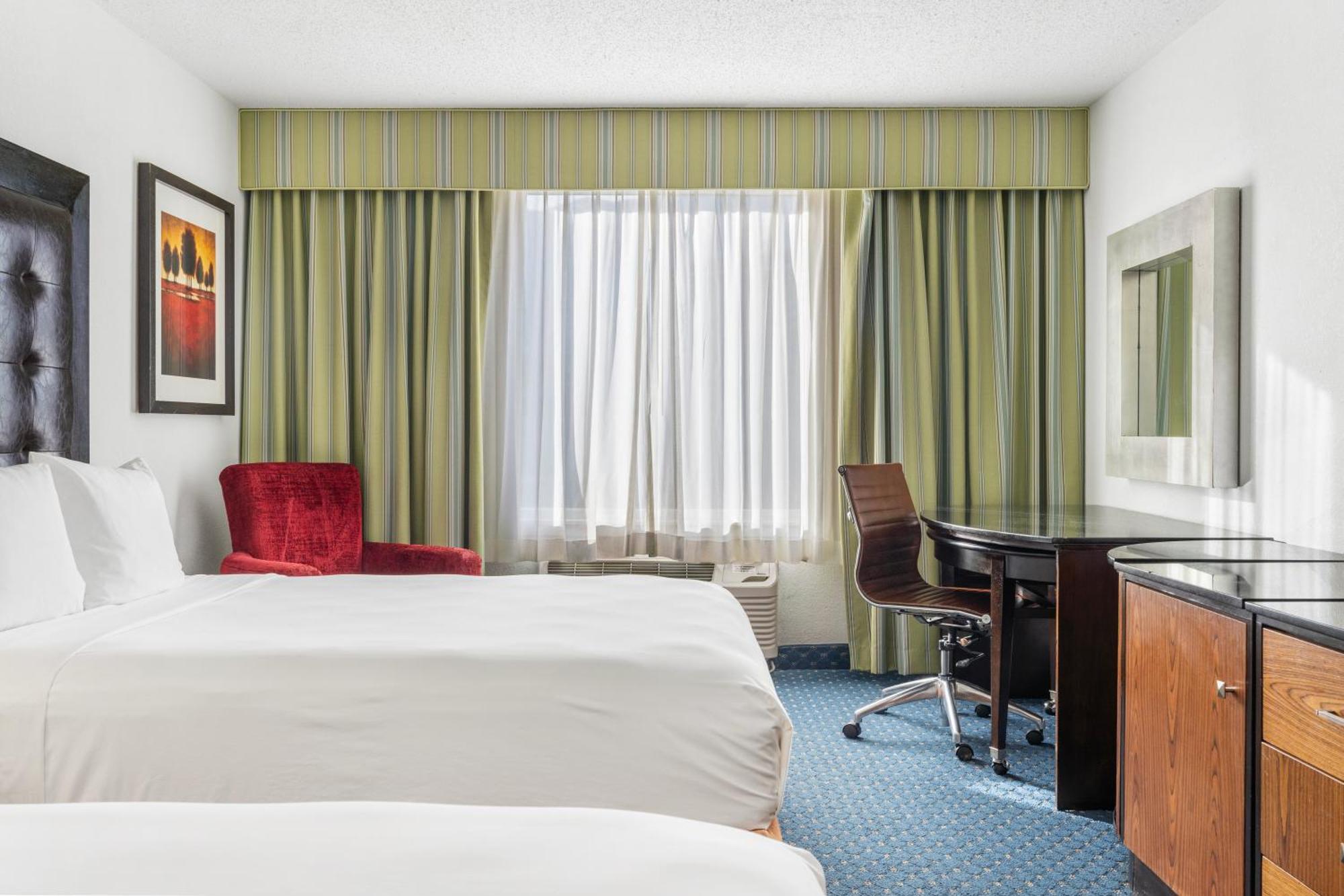 Superior Queen Room
