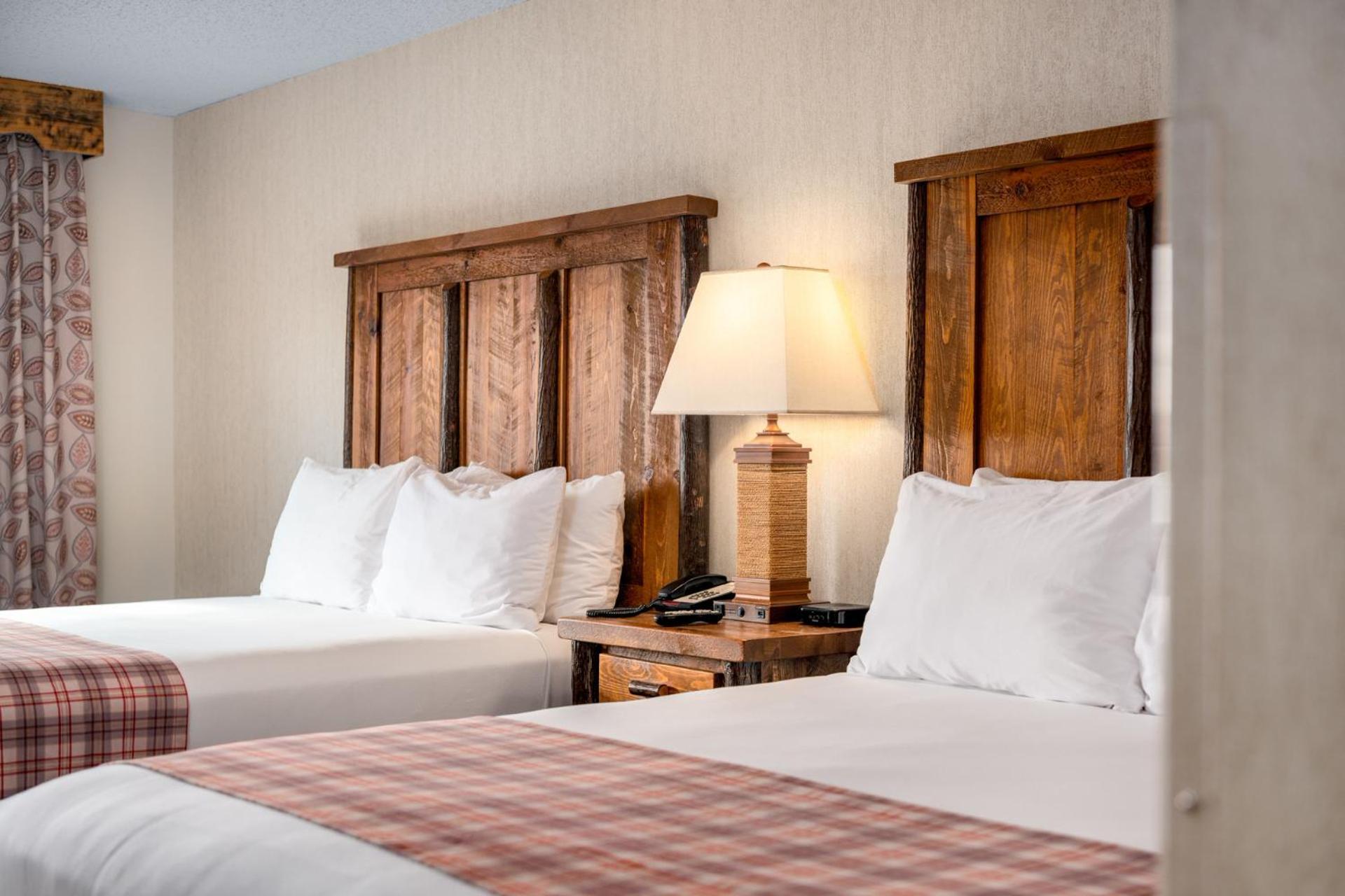 Standard Queen Room Two Queen Beds