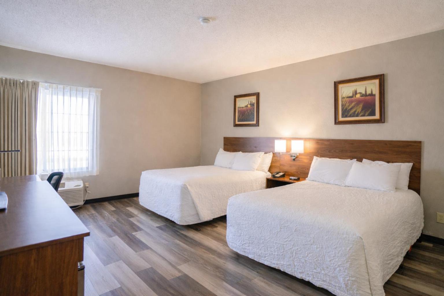 King Suite Jacuzzi