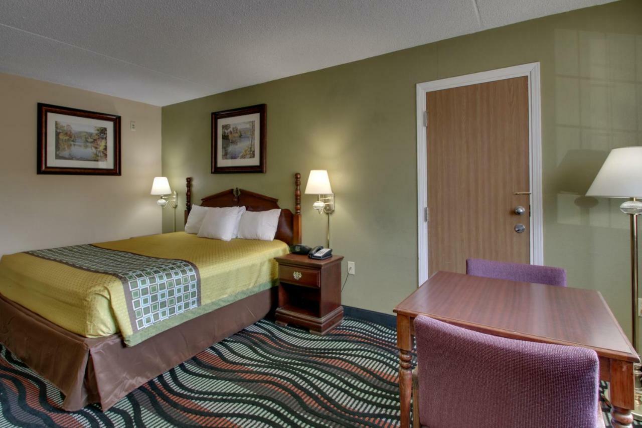 Premiere King Bed Select Ground Level