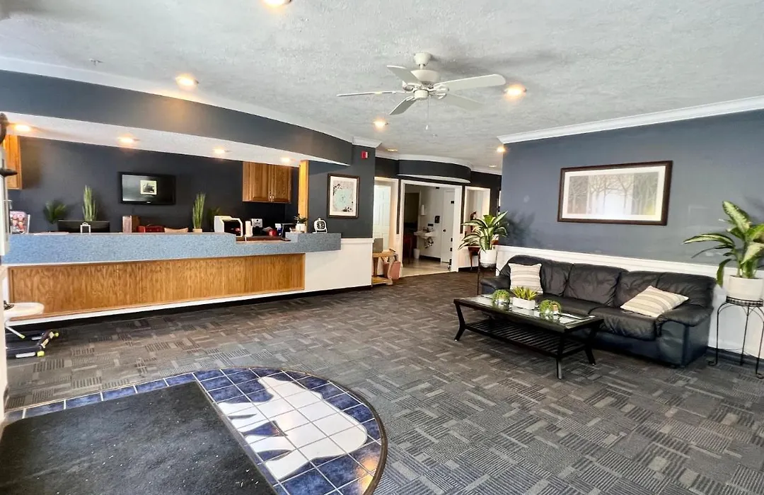 Celebrity Inn-1