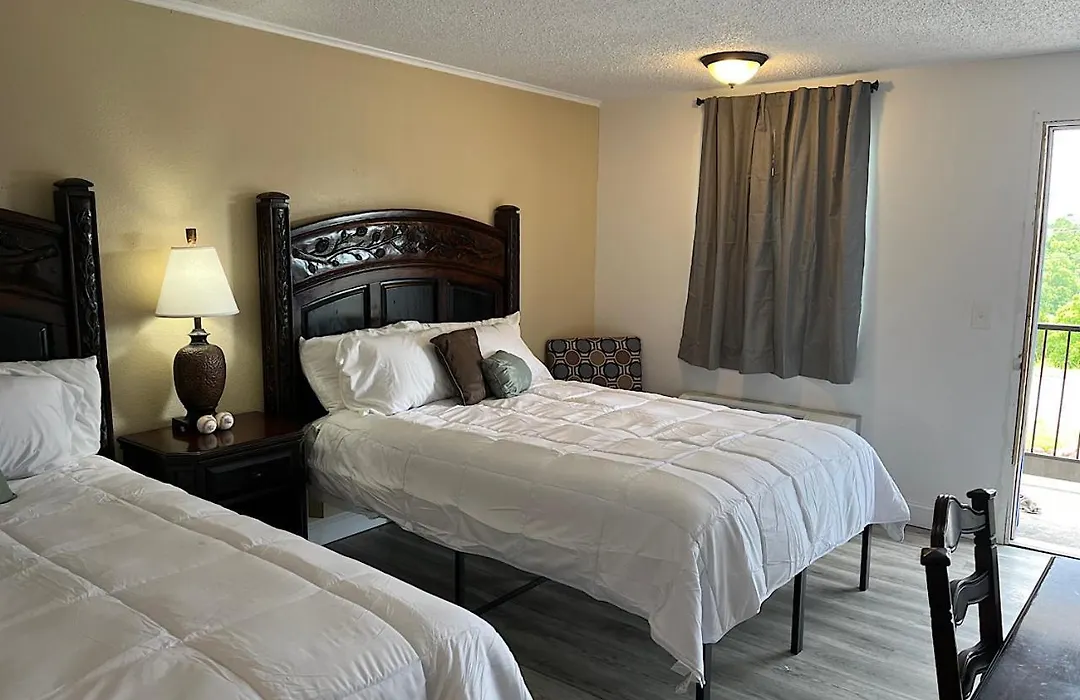 Ballparks Inn-1