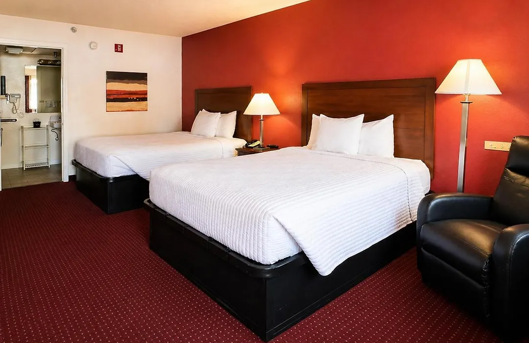 Carriage House Inn-1
