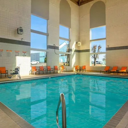 La Quinta By Wyndham Branson-2