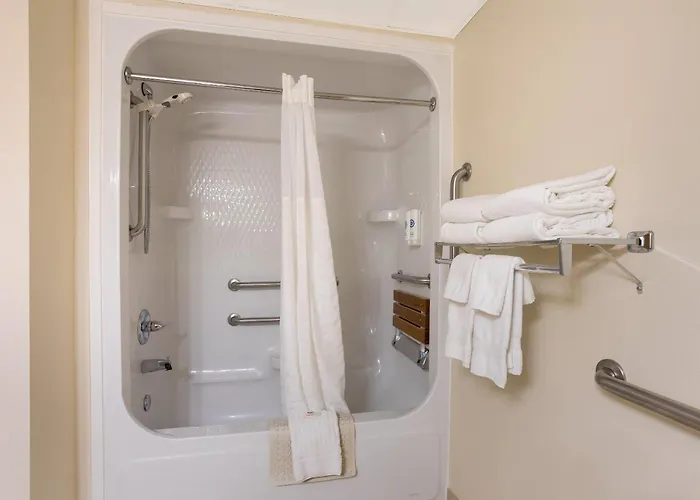 Comfort Inn & Suites Branson Meadows