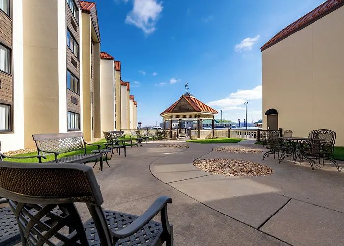 Lodge Of The Ozarks Branson